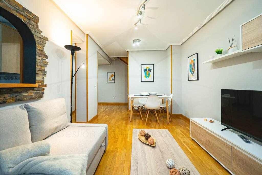Villa Esgaya Хихон Екстериор снимка