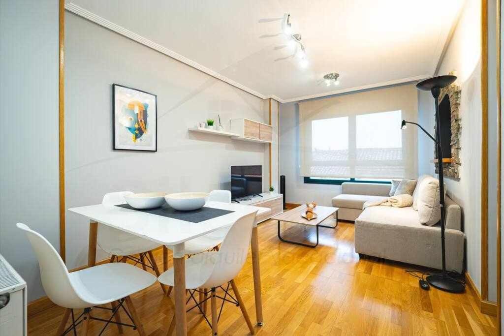 Villa Esgaya Хихон Екстериор снимка
